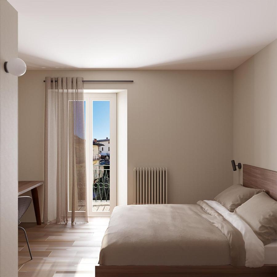 Hotel La Dama Del Porto Laveno-Mombello Exteriér fotografie