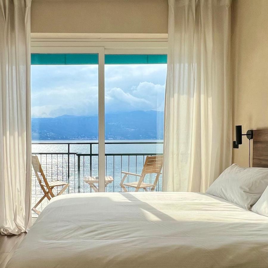 Hotel La Dama Del Porto Laveno-Mombello Exteriér fotografie