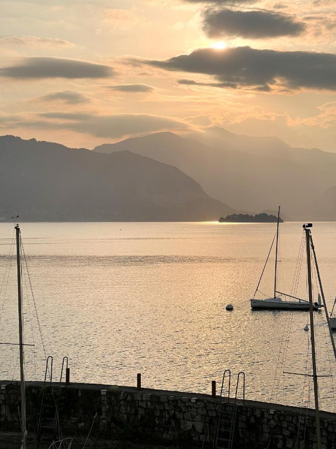 Hotel La Dama Del Porto Laveno-Mombello Exteriér fotografie