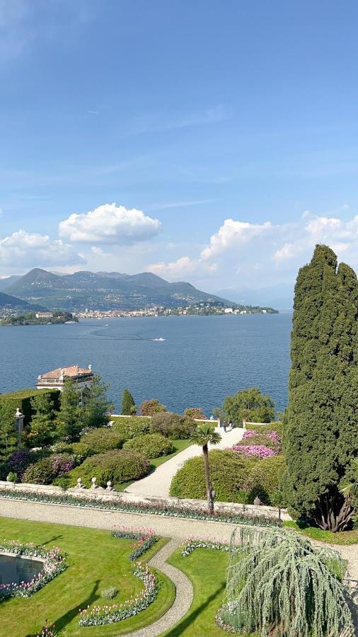Hotel La Dama Del Porto Laveno-Mombello Exteriér fotografie